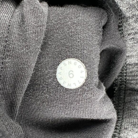 Lululemon Sweatshirt Womens Size 6 Heathered Core Dark Grey To You Tunic Sweater - Picture 8 of 8